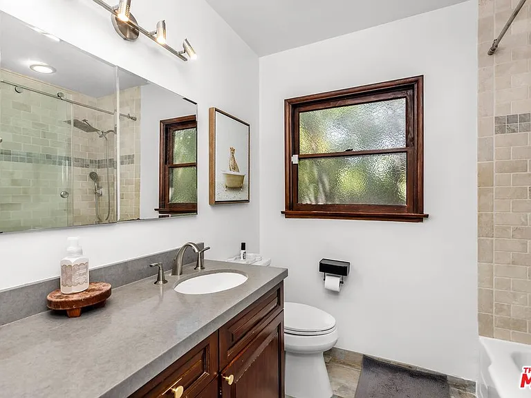 14225 Enadia Way — Photo 13