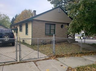 1753 Domanik Dr, Racine, WI 53404