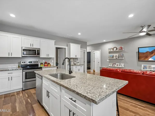 4931 S 11TH Place, Phoenix, AZ 85040
