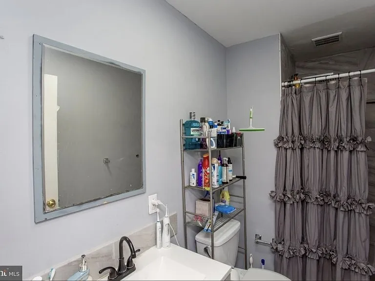 1814 N Bouvier St — Photo 15