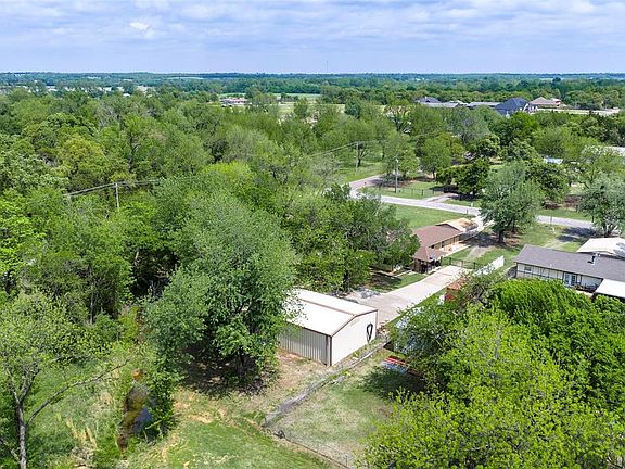 3rd image of 7851 Teresita Ln