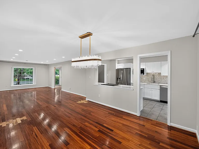 2204 N Tuckahoe St — Photo 9