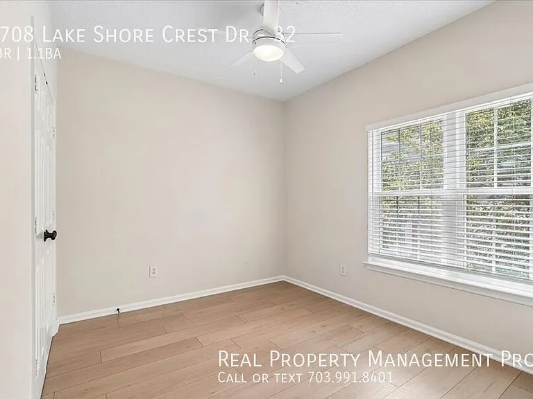 1708 Lake Shore Crest Dr #32 — Photo 19