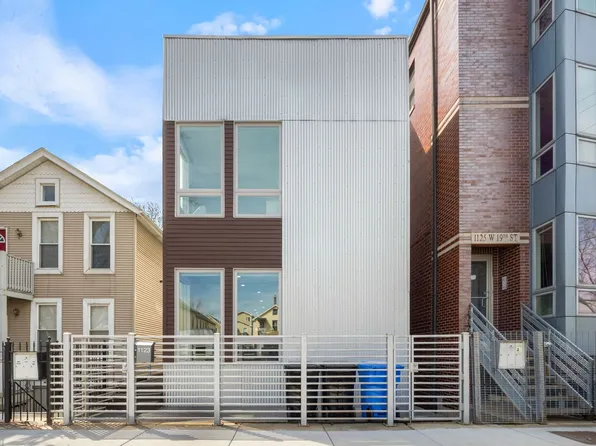 1123 W 19th St, Chicago, IL 60608