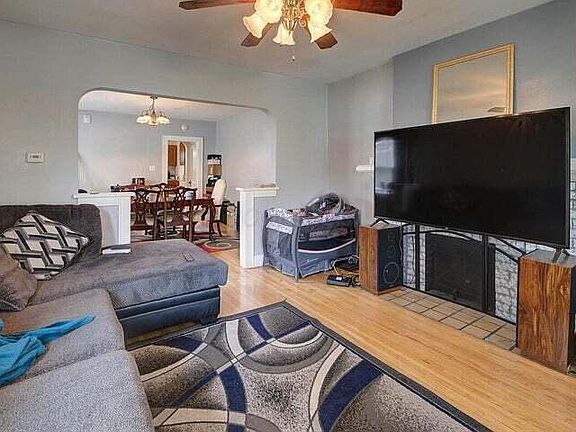 5th image of 1306-1308 Wilson Ave #1306