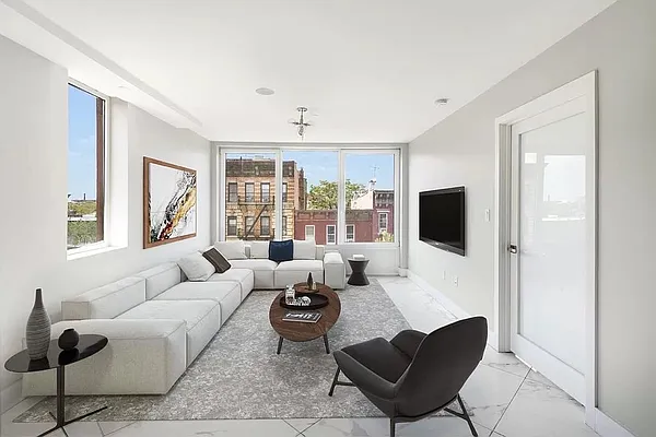 Rented by MySpaceNYC | media 7