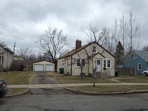 3rd image of 537 Van Buren St