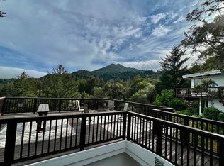 10 Ridgecrest Rd, Kentfield, CA 94904