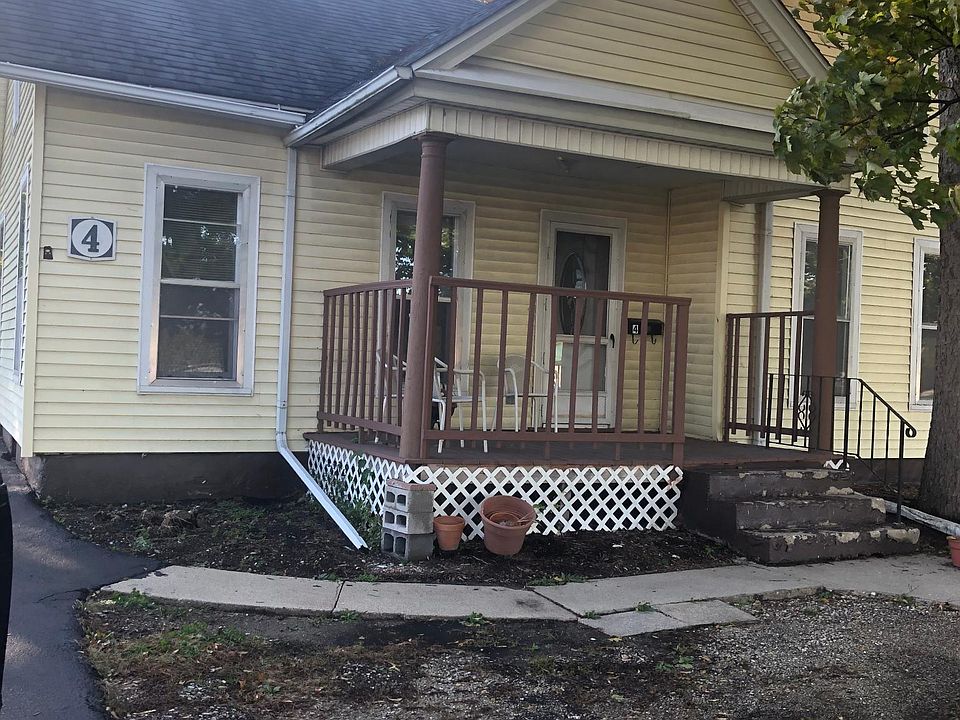 1st image of 4 N Lincolnway APT C