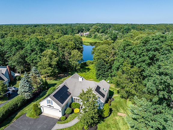 3rd image of 91 Acadia Drive