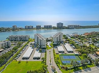 19800 Sandpointe Bay Dr APT 202, Tequesta, FL 33469