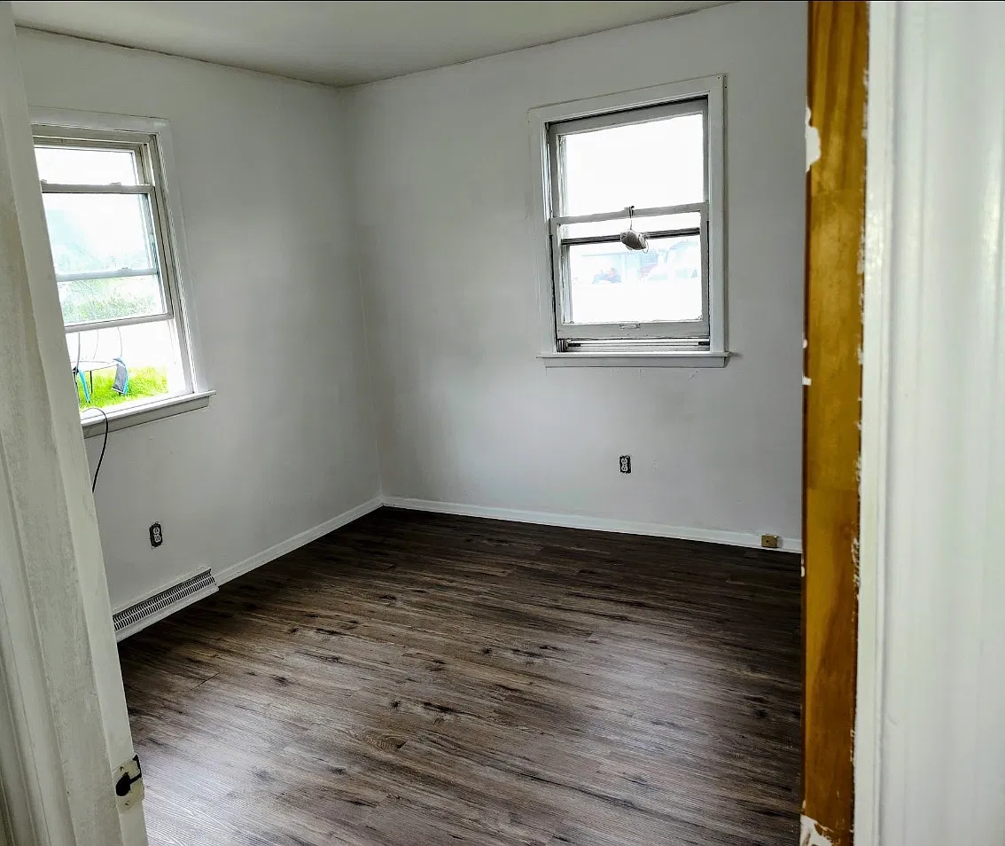 3 bed, 936 sqft, $1,250 — Photo 4