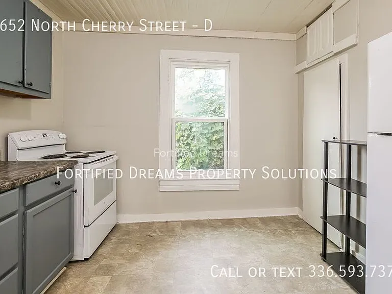 1652 N Cherry St #D — Photo 46