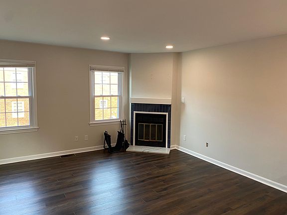 4th image of 631 N Piedmont St