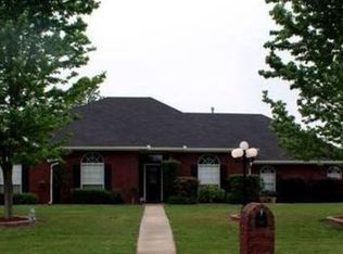 109 Sweet Pea Ct, Mount Pleasant, TX 75455