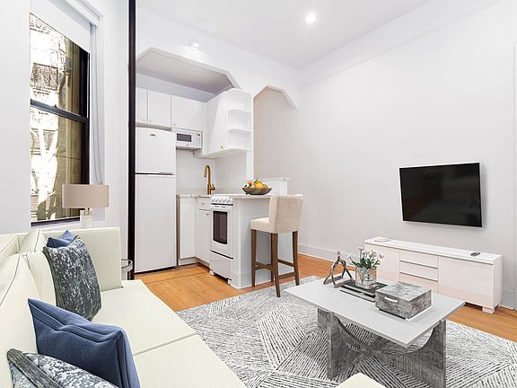 2nd image of 309 E 18th St #3J