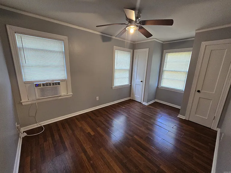 4308 Sycamore St — Photo 11
