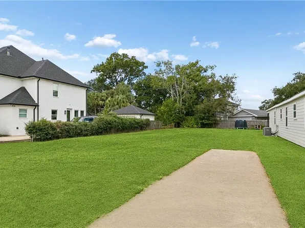 524 Posey Ave, Harahan, LA 70123