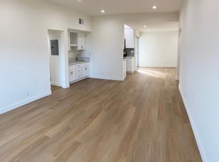 145 N Almont Dr UNIT B, Los Angeles, CA 90048