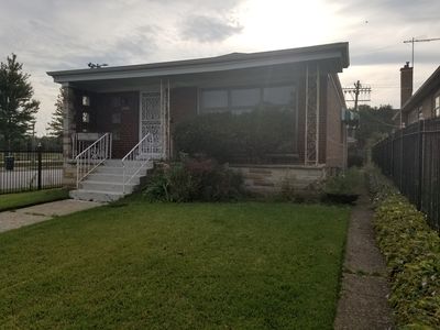 7458 S Euclid Ave, Chicago, IL, 60649