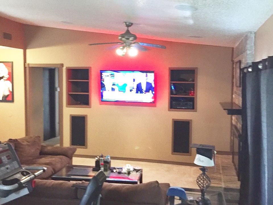 1st image of 2401 Acron Dr