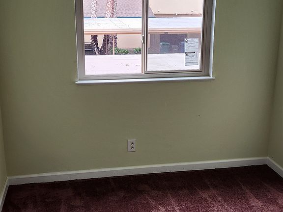 5th image of 2804 Oliver Dr