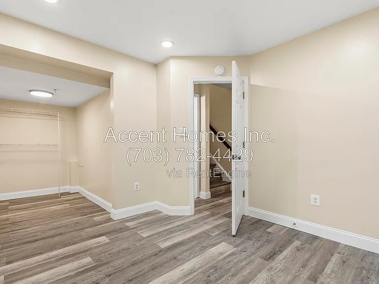 10299 Wimbledon Pl — Photo 25