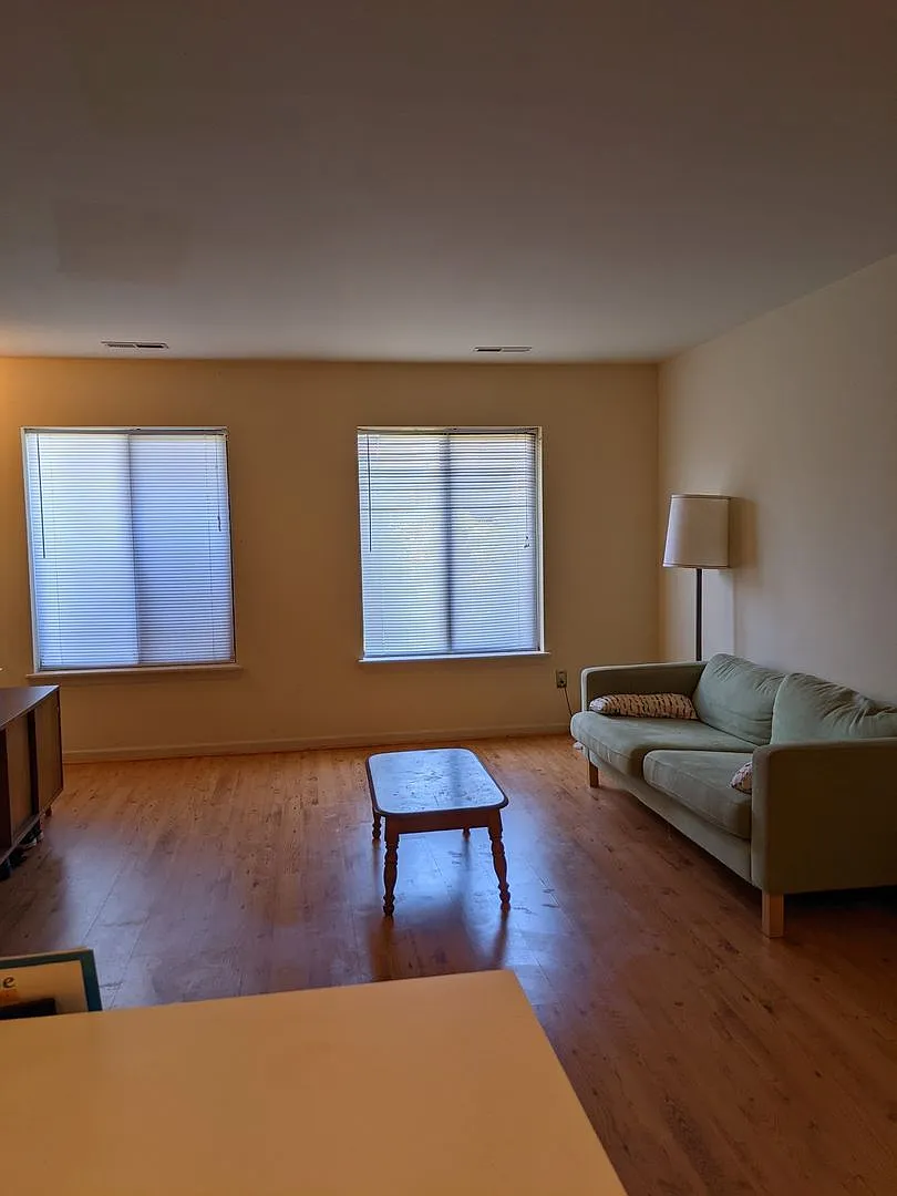 1273 Millpond Drive — Photo 3