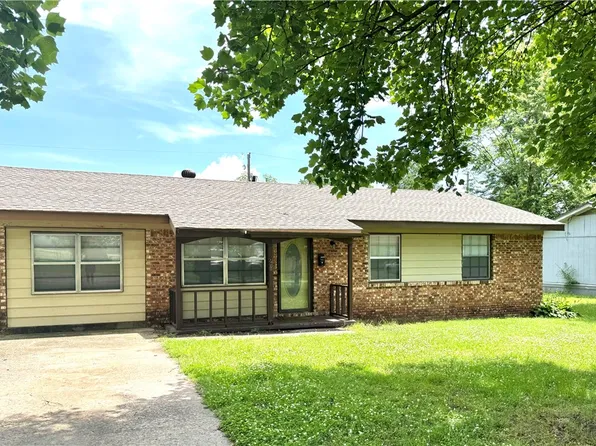 29 5th Ave, Dardanelle, AR 72834
