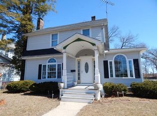 103 Edgewood St, Springfield, MA 01109