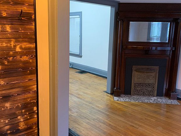 4th image of 11211 Clifton Blvd