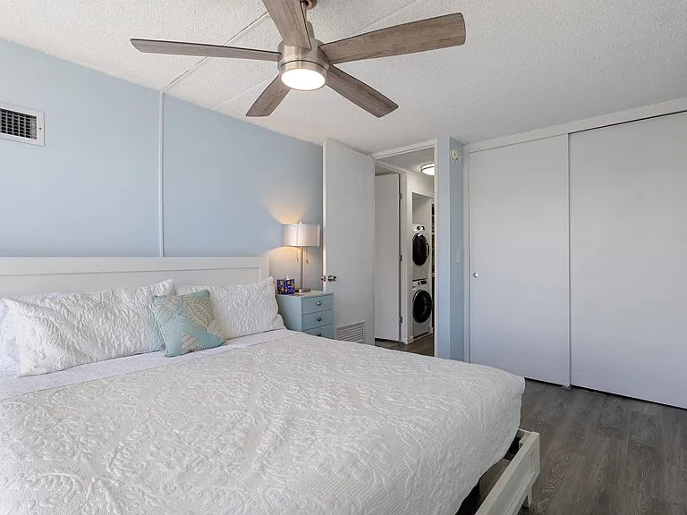 411 Hobron Ln #3004 — Photo 9