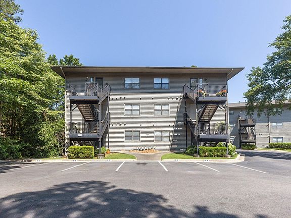 2nd image of 400 Farr Shores Dr APT 15B