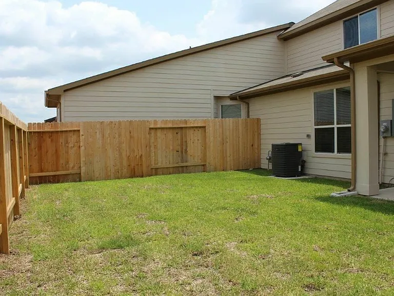 12327 Dona Ln — Photo 13