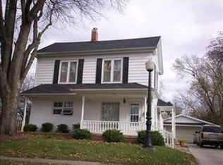 124 E 7th St S, Newton, IA 50208