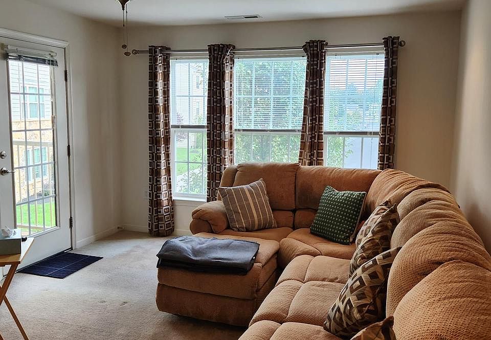 1st image of 1507 Moore St Unit 204