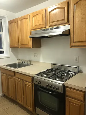 Rented by Voro, LLC | media 4