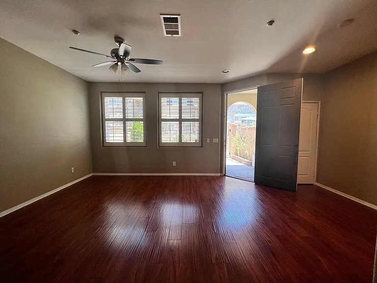 10482 Hollingsworth Way #188 — Photo 7