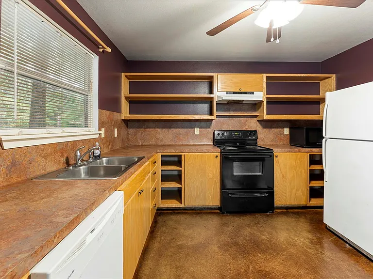 230 Private Road 7422 #230 — Photo 19
