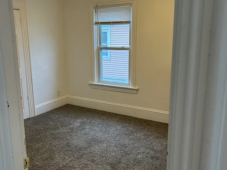 26 Pearl St #2 — Photo 8