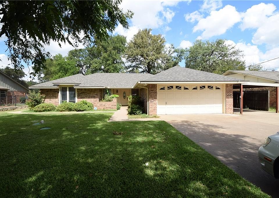 1st image of 2706 Casas Del Sur Ct