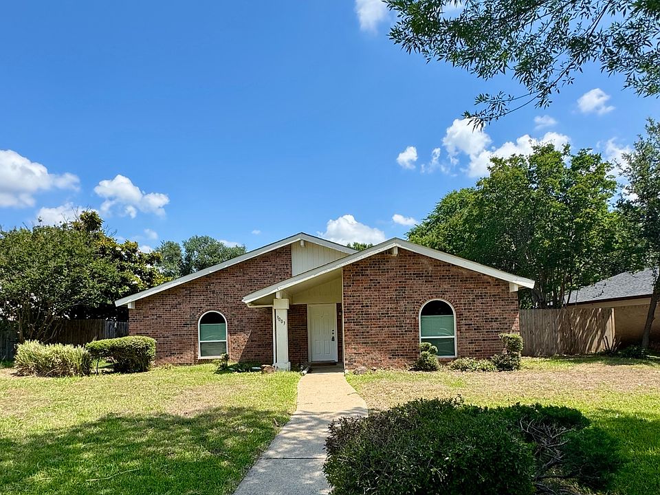1st image of 3003 Lemmontree Ln