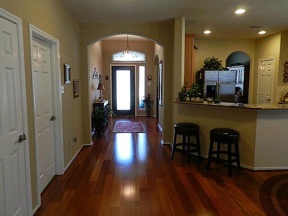 3rd image of 8711 Rollick Dr