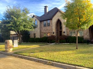 701 Knott Ct, Euless, TX 76039