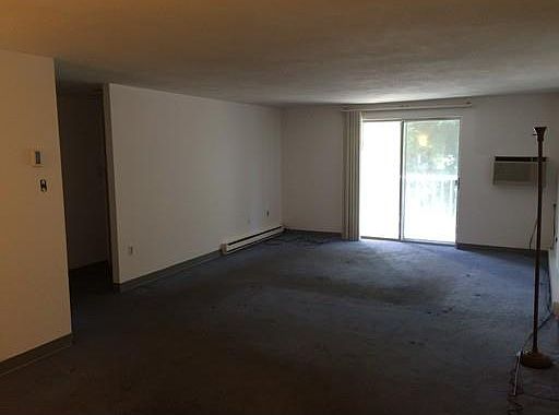 4th image of 26 Greentree Ln APT 33