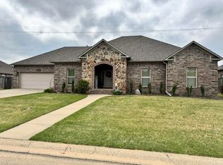 335 Pointe West Dr, Conway, AR 72034