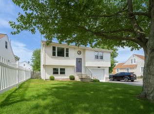 78 Stella St, Providence, RI 02909