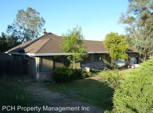 8524 Silver Maple Ln, Orangevale, CA 95662