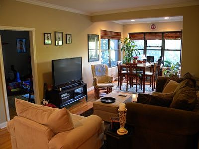5th image of 3234 W Leland Ave APT 2