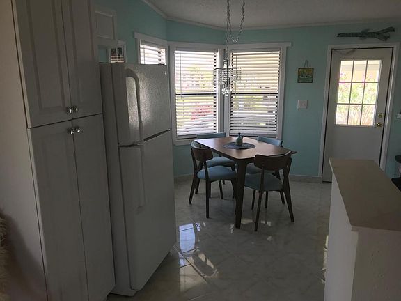 2nd image of 3201 Crabwood Ct